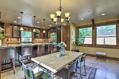 Family Retreat With Provo River And Mountain View