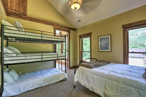 Family Retreat With Provo River And Mountain View