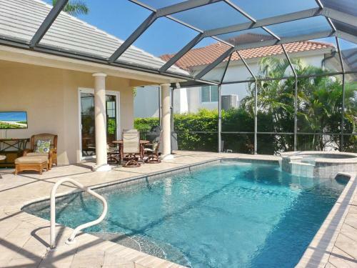 961 Hyacinth Court