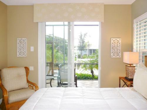 961 Hyacinth Court