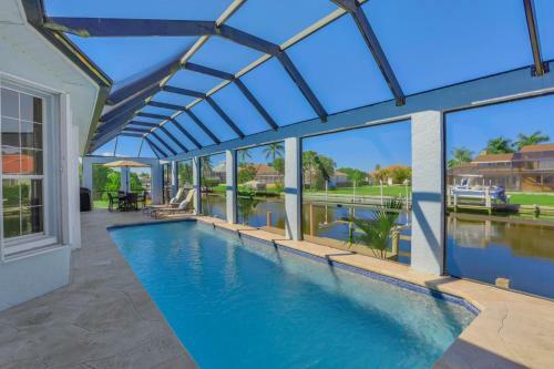 Almeria Court Pool Home