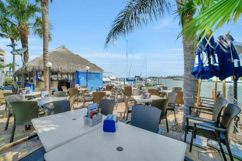 Apartamento Anglers Cove D-508