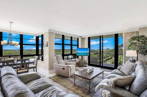 South Seas Tower 3-312