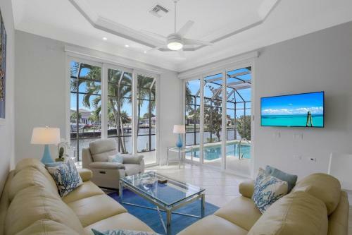 268 Edgewater Court