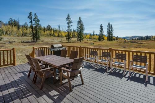 21 Meadowview Drive