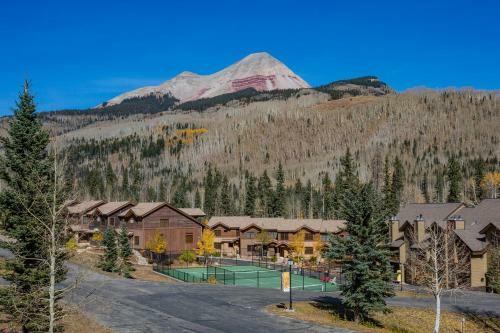 Cascade Village 31