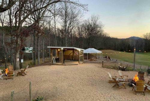 Beautiful Wintergreen Resort Townhome! Groups And Pets Welcome!
