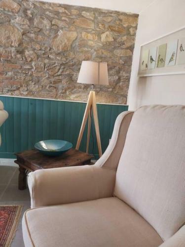 Beautiful 2 Bed Cottage With Swimming Pool