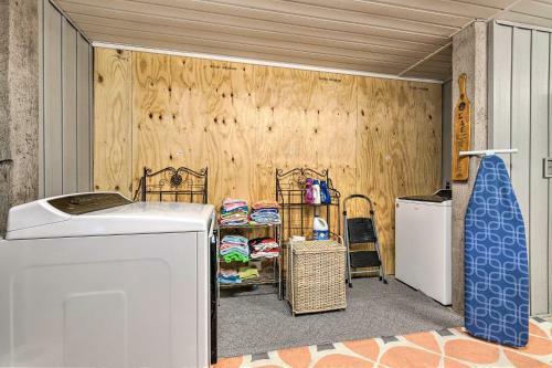 Family-friendly Bay St Louis Home With Pool And Dock!