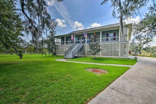 Family-friendly Bay St Louis Home With Pool And Dock!