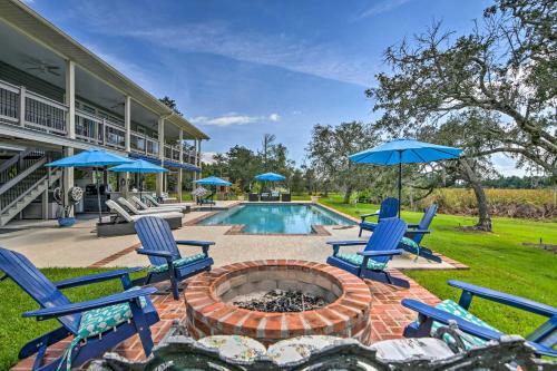 Family-friendly Bay St Louis Home With Pool And Dock!