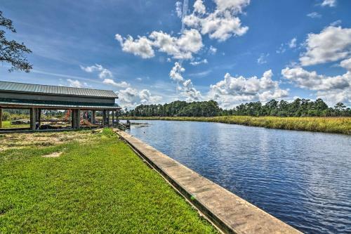 Family-friendly Bay St Louis Home With Pool And Dock!