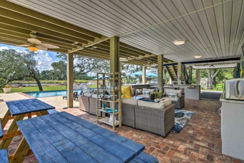 Family-friendly Bay St Louis Home With Pool And Dock!
