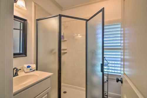 Family-friendly Bay St Louis Home With Pool And Dock!