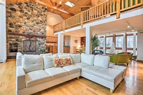 Expansive Home Less Than 4 Mi To Mountain Creek Ski Resort