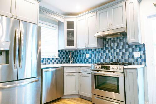 Casa De Olas Rockaway Hideaway With Bar, Fire Pit And Pool!