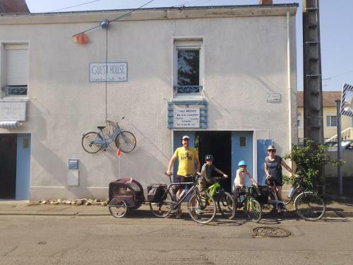Hostal Guest House Groupe Et Famille
