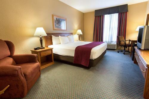 Hotel Pear Tree Inn Lafayette