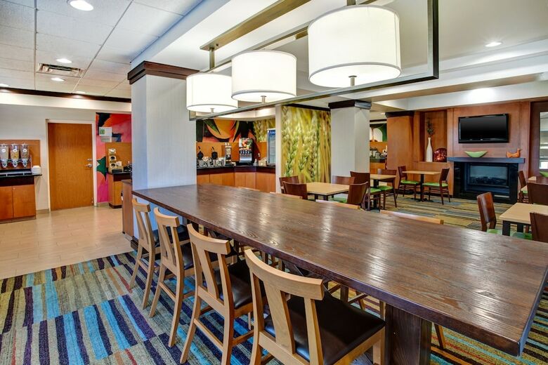 Hotel Fairfield Inn & Suites Lexington North