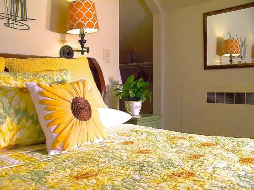 Lyndon House Bed & Breakfast