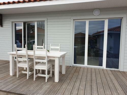 Une Maison Dans Les Landes...
