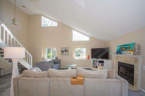418 Skimmer Cove