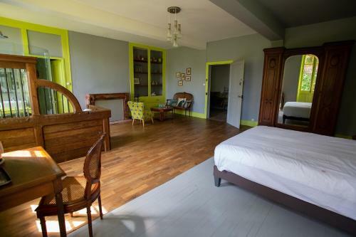 Bed & Breakfast Maison Doat 1823