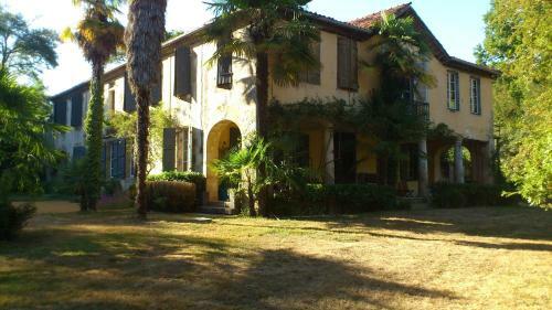 Bed & Breakfast Maison Doat 1823