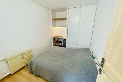 Furnished Apartment With Balcony & Parking In A Secure Residence