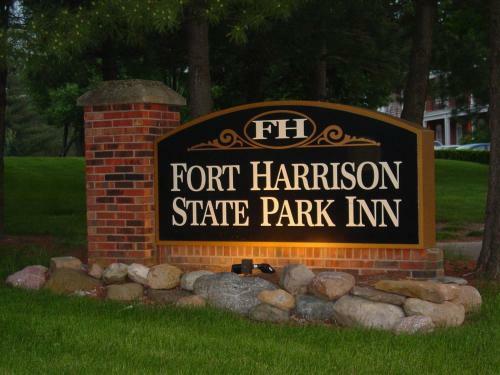 Hotel Fort Harrison State Park Inn