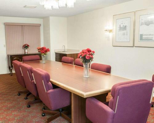 Hotel Quality Inn And Suites Indianapolis
