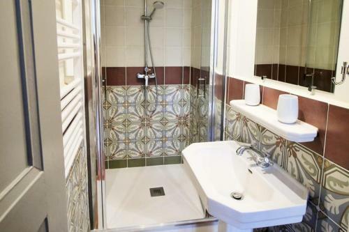 Hostal Ch�teau De Roquelune