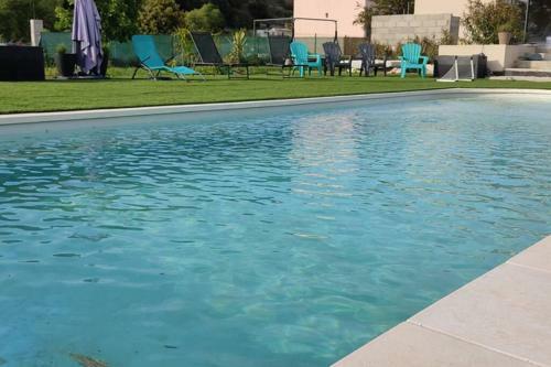 Villa 6 � 8p Avec Piscine Au Coeur Du Luberon