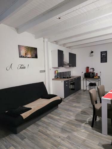 Maison Au Coeur de Pierrelatte Class�e 3 �toiles