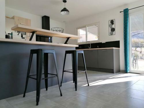 Les Villas Dor�es - Villa M�tal Face Au Mont Ventoux