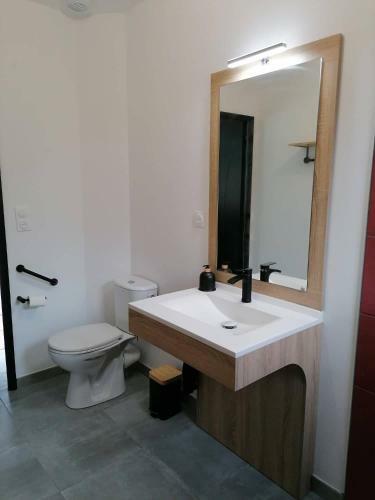 Les Villas Dor�es - Villa M�tal Face Au Mont Ventoux