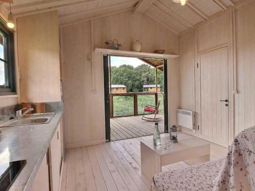 Comfortable Bungalow In Ploemel With Paid Sauna