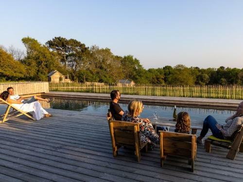 Comfortable Bungalow In Ploemel With Paid Sauna