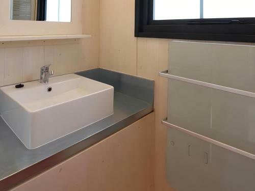 Ravishing Bungalow In Ploemel With Shared Sauna