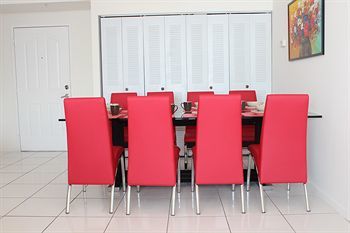 Luxury Apartments At Intracoastal