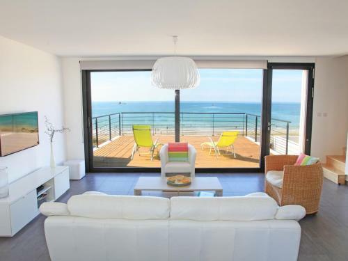 Villa De La Plage De Plouescat
