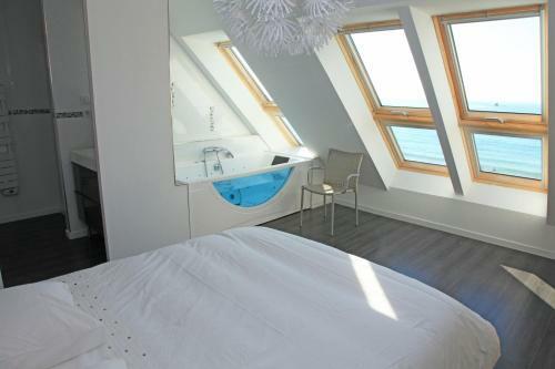 Villa De La Plage De Plouescat