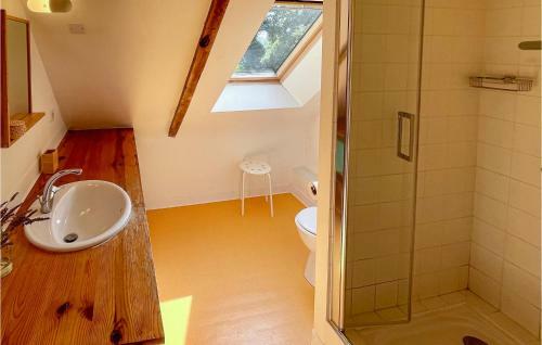Nice Home In Plouray With 3 Bedrooms