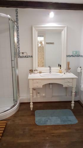 Hostal Le Jardin Des Ch�nes