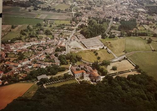 Villa Ch�teau De La Chaume - Calamus Castle