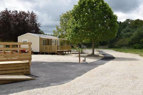 Camping Des Joyeux Campeurs