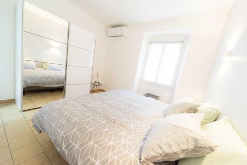 Apartamento Ravissant Triplex Et Duplex Au Centre De Pont St Esprit