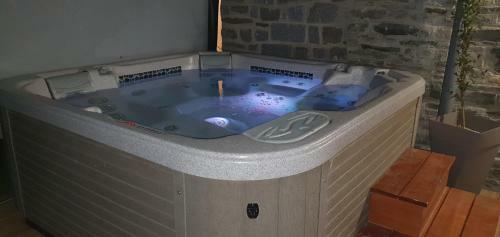 Au Mont Chez Nous Jaccuzi Et Sauna