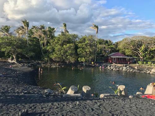 Hostal The Dolphin Cottage At Kehena Beach