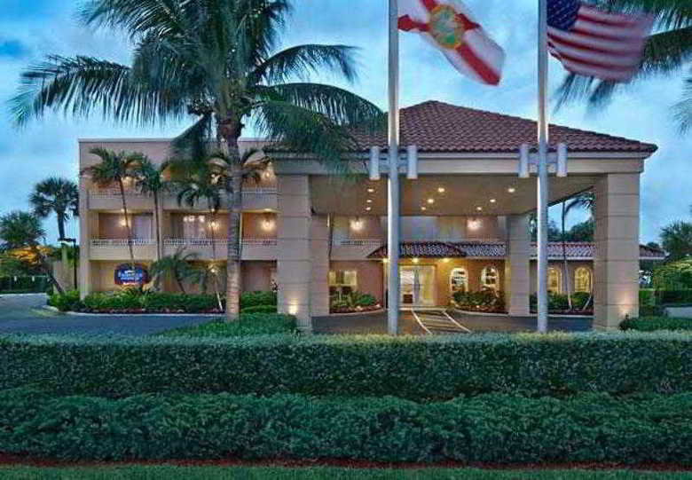 Hotel Fairfield Inn And Suites By Marriott Palm Beach